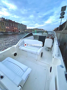 Фото №3 зала BAYLINER 265 "CIERA"