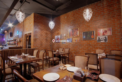 Фото №8 зала БардIN