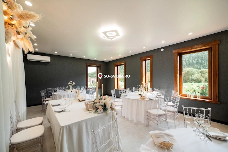 Фото №4 зала Гостиный дом  Celebrio Home