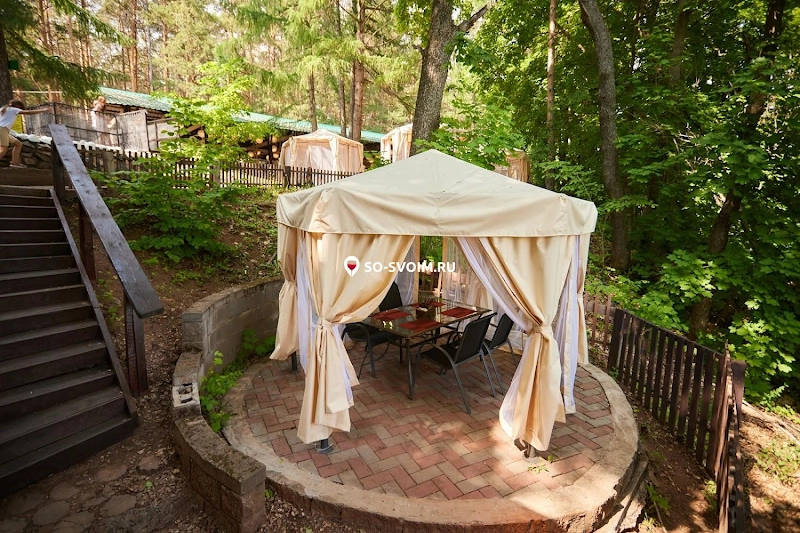 Фото №1 зала Маленькие беседки 