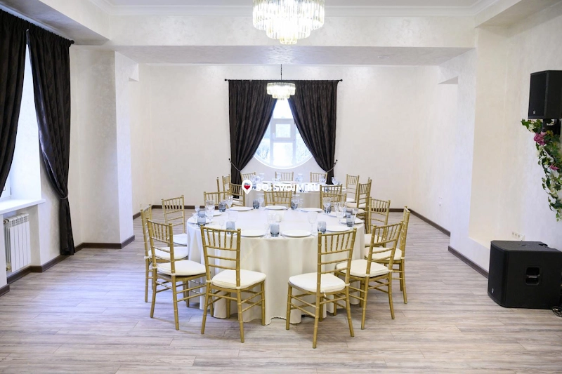 Фото №4 зала Банкетный зал  «Классик»