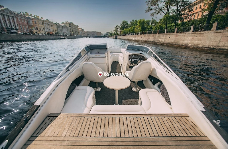 Фото №2 зала CROWNLINE 266 "BLACK SHERIFF"