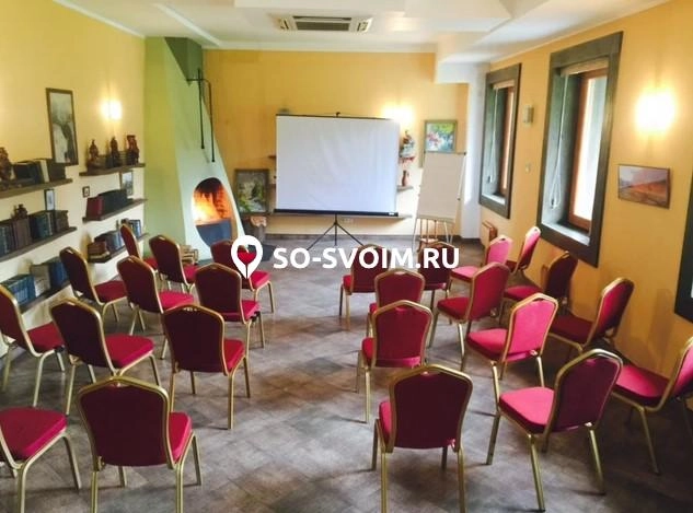 Фото №3 зала Зал «Библиотека»
