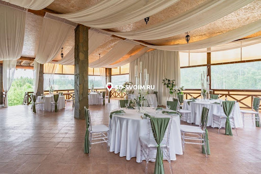 Фото №4 зала Конюшня