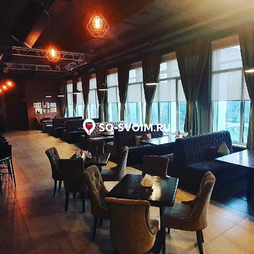 Фото №4 зала БардIN