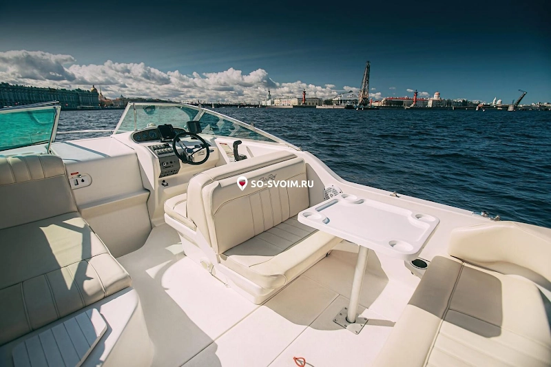 Фото №2 зала SEA RAY 250 "GOLDEN SHERIFF"