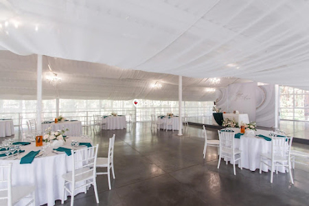 Фото №11 зала Панорамный банкетный зал «Крыша»