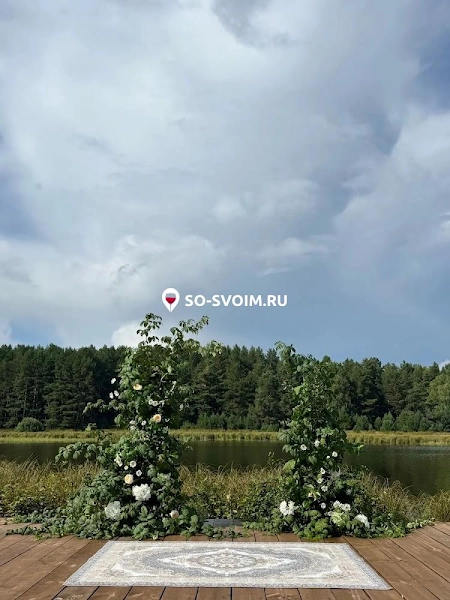 Фото №10 зала Беседка на берегу реки