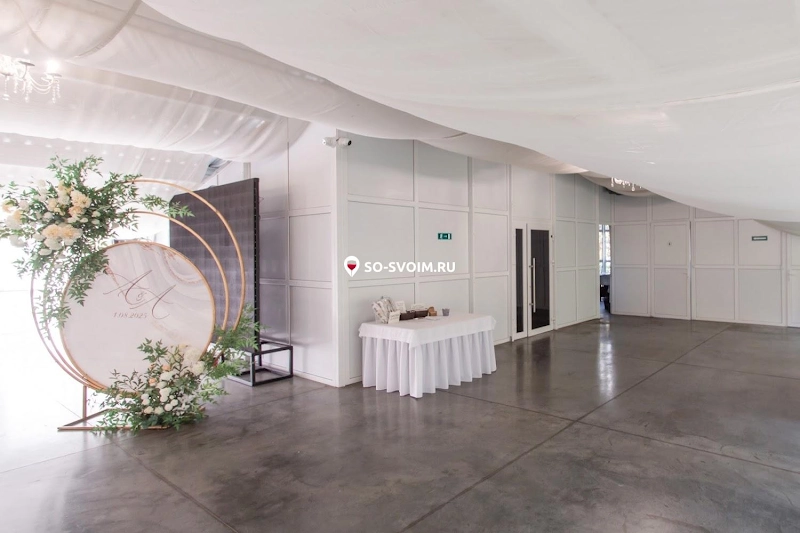 Фото №19 зала Панорамный банкетный зал «Крыша»