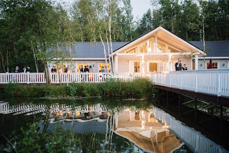 Фото №1 зала Ресторан на воде